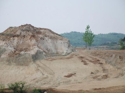 钻井泥浆膨润土矿石质量指标和开采技术条件